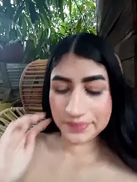 Julix A online show from March 6, 2026, 9:21 pm