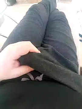 reelciii21 online show from February 4, 2025, 1:06 pm