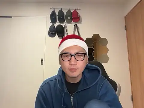 kensnb online show from December 19, 2025, 8:44 pm