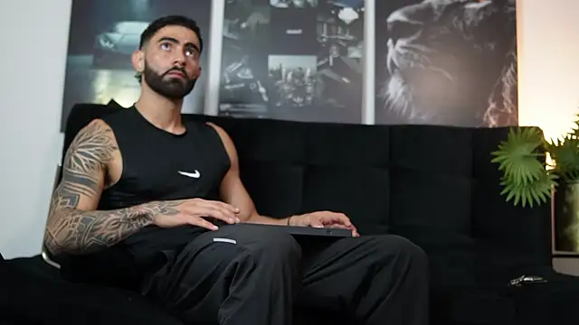 Austin bolt online show from October 8, 2025, 2:35 am