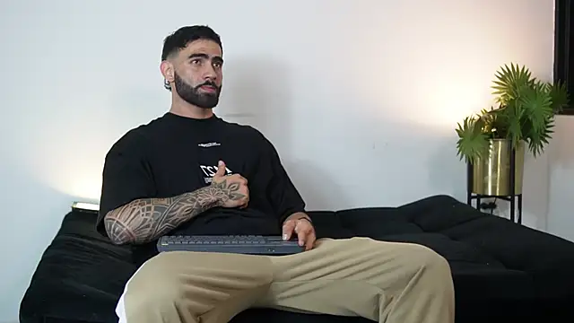 Austin bolt online show from October 13, 2025, 1:18 am