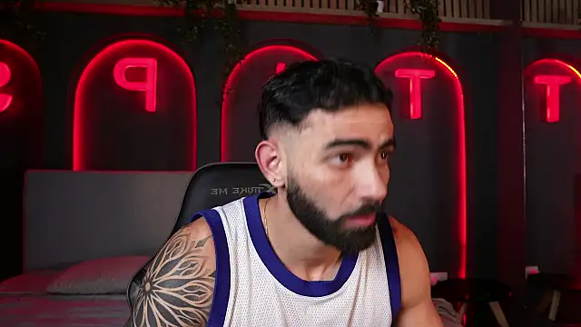 Austin bolt online show from October 18, 2025, 2:35 am