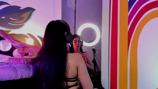 Alice woodville online show from September 17, 2025, 7:16 pm