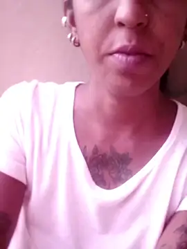 Temptressqeen online show from February 7, 2026, 2:14 pm