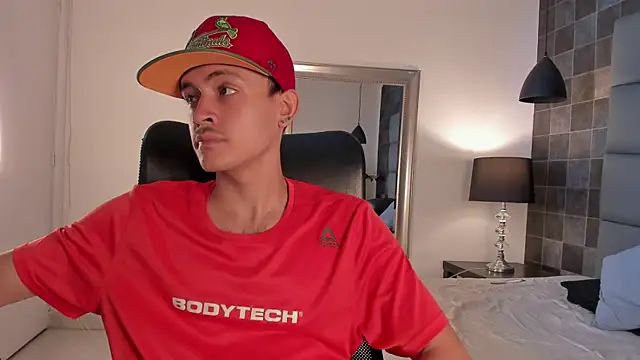 Desmon Clark online show from March 13, 2025, 11:27 pm