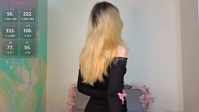 Naughty  Couplles online show from September 12, 2025, 3:39 am