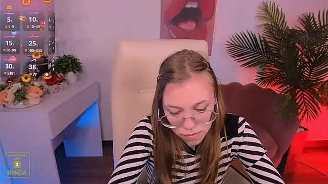 Snapshot of LayriantaVee chatting on March 13, 2025, 1:29 pm LayriantaVee online show from March 13, 2025, 1:29 pm