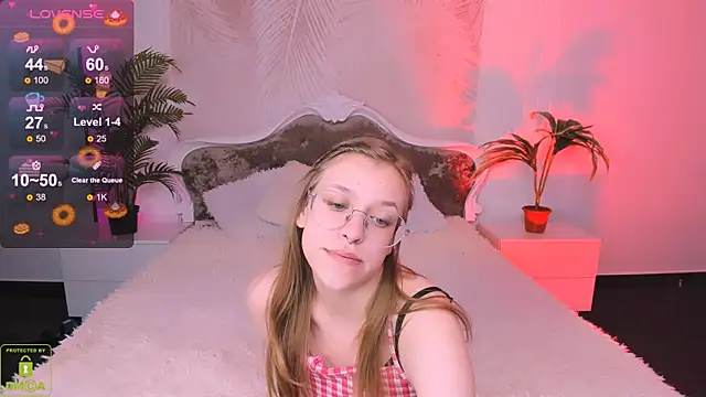 Snapshot of LayriantaVee chatting on March 18, 2025, 1:34 pm LayriantaVee online show from March 18, 2025, 1:34 pm