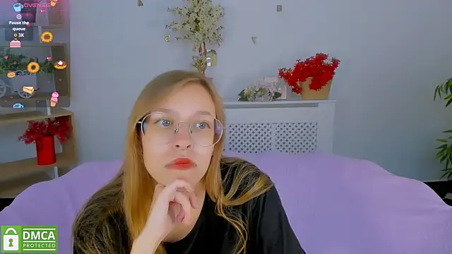 Snapshot of LayriantaVee chatting on September 10, 2025, 6:01 am LayriantaVee online show from September 10, 2025, 6:01 am