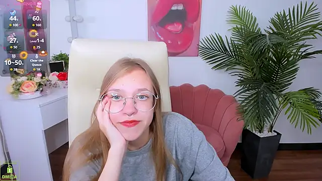 Snapshot of LayriantaVee chatting on September 15, 2025, 6:03 am LayriantaVee online show from September 15, 2025, 6:03 am