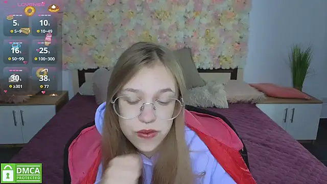 Snapshot of LayriantaVee chatting on October 1, 2025, 5:56 am LayriantaVee online show from October 1, 2025, 5:56 am