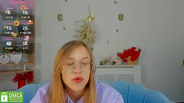 Snapshot of LayriantaVee chatting on October 3, 2025, 6:04 am LayriantaVee online show from October 3, 2025, 6:04 am