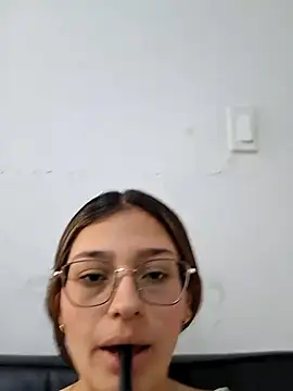 Snapshot of Ary-18 chatting on March 3, 2026, 1:40 pm Ary-18 online show from March 3, 2026, 1:40 pm