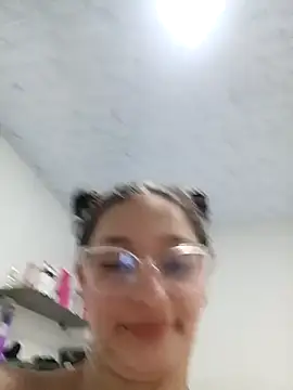 Ary-18 online show from December 13, 2025, 8:04 pm