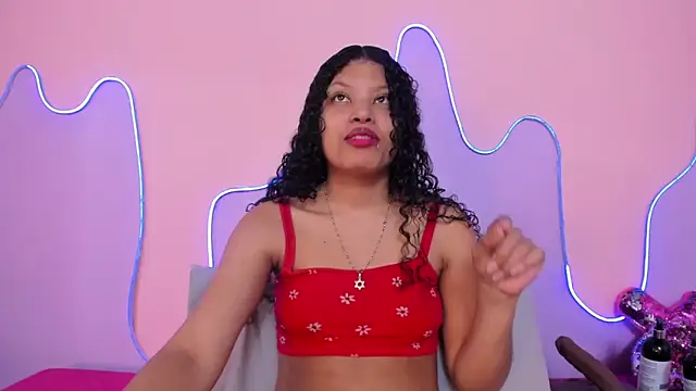 Snapshot of Mingie_Rouse chatting on June 13, 2026, 3:04 am Mingie Rouse online show from June 13, 2026, 3:04 am