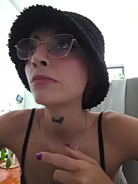 Dani pegin online show from July 28, 2026, 7:15 pm