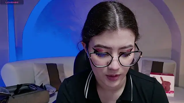 AmberFarrell online show from January 13, 2026, 9:19 pm