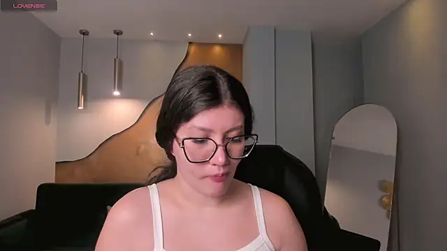 Snapshot of AmberFarrell chatting on June 6, 2026, 8:25 pm AmberFarrell online show from June 6, 2026, 8:25 pm