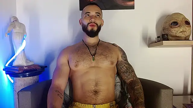 Morgann jones online show from June 3, 2026, 3:39 pm