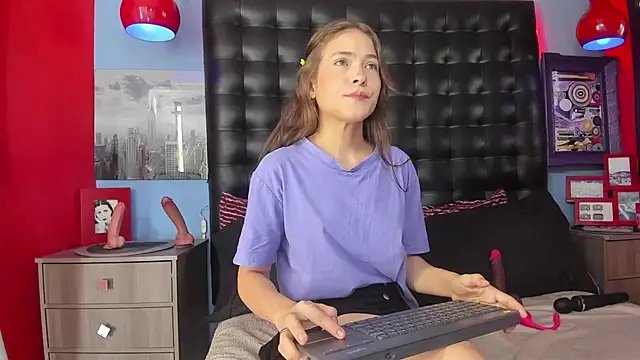 Liah Grey8 online show from August 2, 2026, 9:23 pm