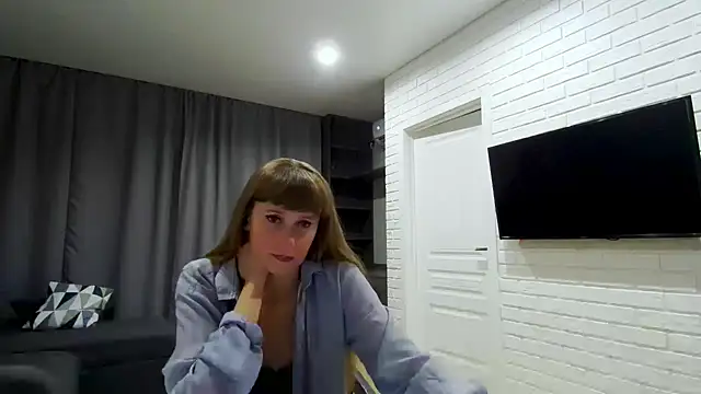 Snapshot of Daniella_Lorente chatting on August 5, 2026, 10:15 pm Daniella Lorente online show from August 5, 2026, 10:15 pm