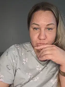 Anna Curvy online show from February 7, 2026, 9:50 am