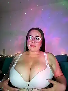 Snapshot of soofy__ chatting on July 20, 2026, 5:26 am soofy online show from July 20, 2026, 5:26 am