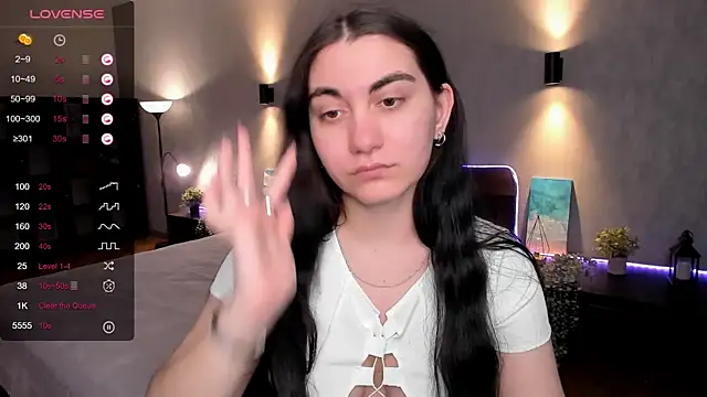 hannacheekss  online show from March 7, 2025, 5:29 am