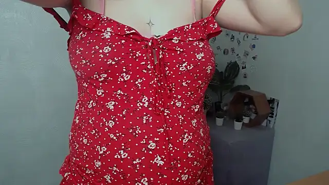 AliceSexyyy  online show from February 27, 2026, 4:45 am