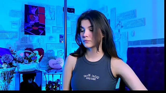 Snapshot of EvaThopson chatting on March 6, 2025, 4:08 am EvaThopson online show from March 6, 2025, 4:08 am