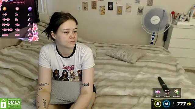 Snapshot of BettyandRich_ chatting on July 10, 2026, 8:47 am BettyandRich online show from July 10, 2026, 8:47 am