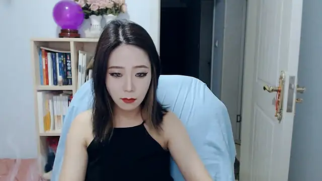 Snapshot of SuSushi728 chatting on June 5, 2026, 3:29 pm SuSushi728 online show from June 5, 2026, 3:29 pm