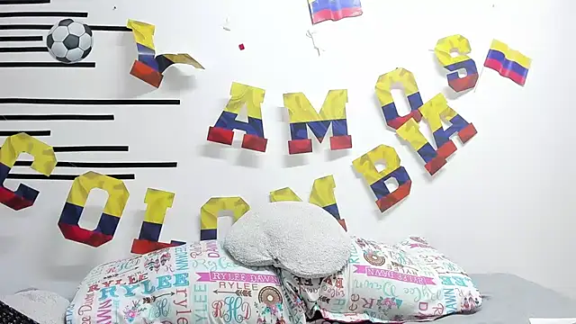 Emawalker  online show from June 30, 2026, 8:20 pm