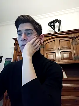 ElyasMatt online show from February 22, 2025, 4:40 pm