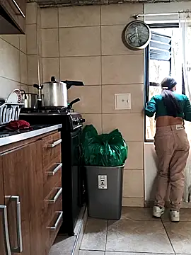 Tefannyy  online show from September 9, 2025, 4:49 pm