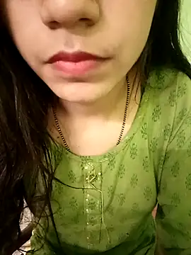 EACH 555 online show from December 17, 2025, 6:18 am