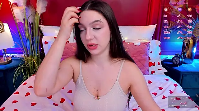 GiaCale online show from February 13, 2026, 6:24 am