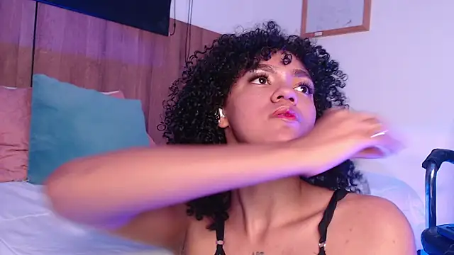 AmarantaFoxx online show from March 21, 2025, 4:28 am