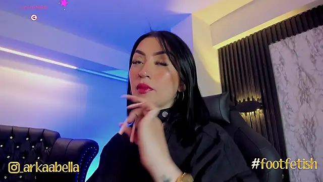 ArkaBella online show from March 22, 2025, 5:52 pm