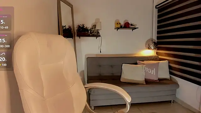 Snapshot of yenny_garcia chatting on February 9, 2026, 6:28 pm yenny garcia online show from February 9, 2026, 6:28 pm