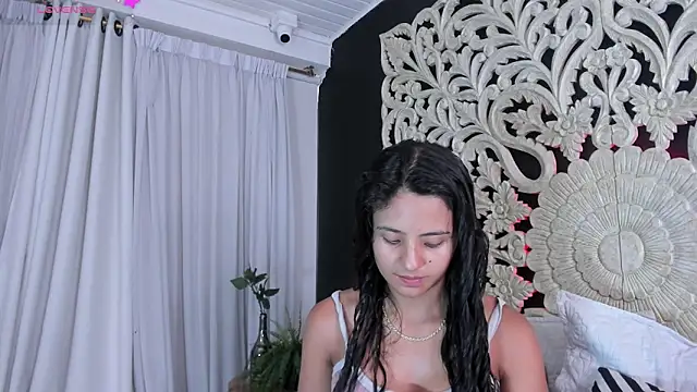 Mindy sweety online show from April 23, 2026, 12:22 pm