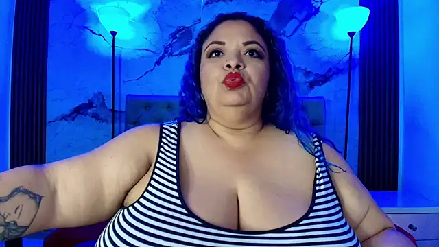 ANAMARIARIOS online show from November 19, 2025, 7:36 pm