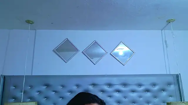 Snapshot of EileenBenzon chatting on May 21, 2026, 2:14 pm EileenBenzon online show from May 21, 2026, 2:14 pm