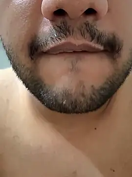 Snapshot of ved240 chatting on September 18, 2025, 1:03 pm ved240 online show from September 18, 2025, 1:03 pm