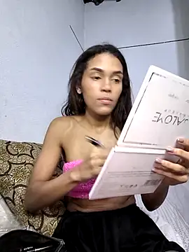 Cositarica 69 online show from September 24, 2025, 3:46 am