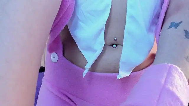 lana dol online show from October 6, 2025, 12:17 pm