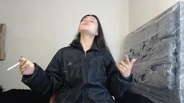 skinny sweet2411 online show from November 26, 2025, 8:03 am