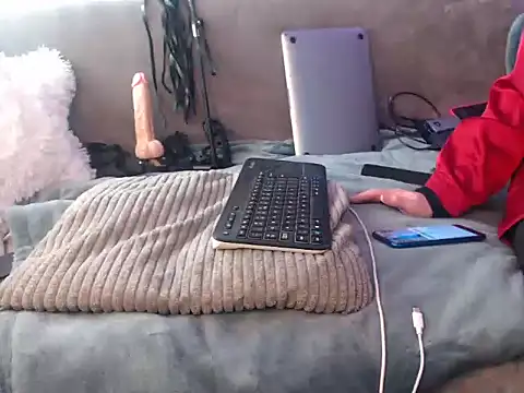 Snapshot of GoddessMonicaNylon chatting on January 8, 2026, 3:51 pm GoddessMonicaNylon online show from January 8, 2026, 3:51 pm