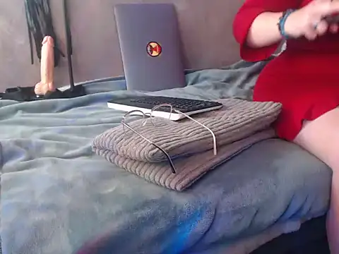 Snapshot of GoddessMonicaNylon chatting on October 21, 2025, 10:14 am GoddessMonicaNylon online show from October 21, 2025, 10:14 am