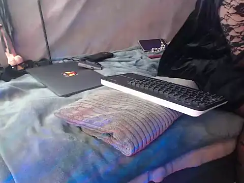 Snapshot of GoddessMonicaNylon chatting on October 10, 2025, 5:14 pm GoddessMonicaNylon online show from October 10, 2025, 5:14 pm